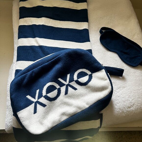 Pink Lemonade Travel Set - Dual Xoxo Estate Blue/Natural - Picture 3 of 7